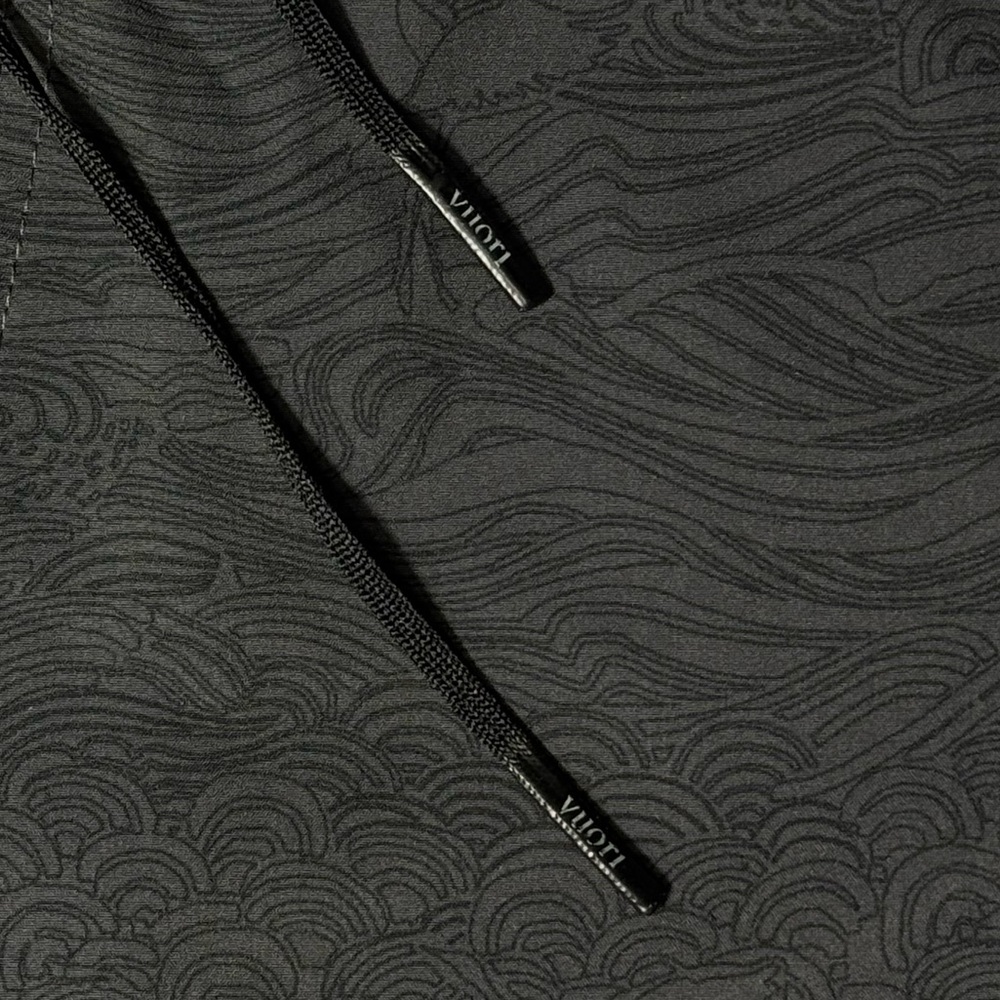 Vuori Board Shorts Men's 38 Shorts Cruise Draw String Striped Camouflage Accent - Picture 10 of 10